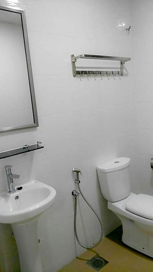 Photo 1 of 2 of Superior 2 Beds