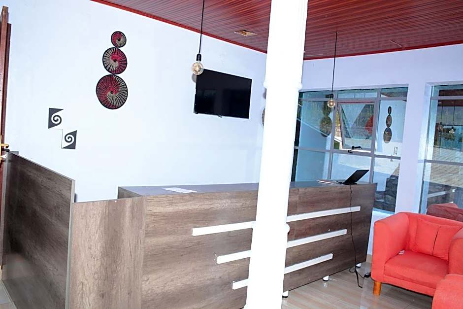 Chimpanzee Lodge