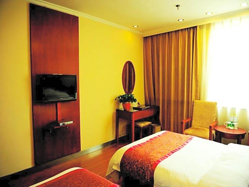 GreenTree Inn Jining Wenshang Baoxiang Temple Express Hotel