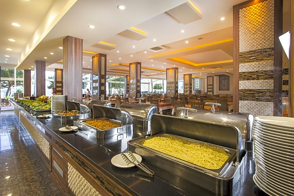 Kleopatra Ada Beach Hotel