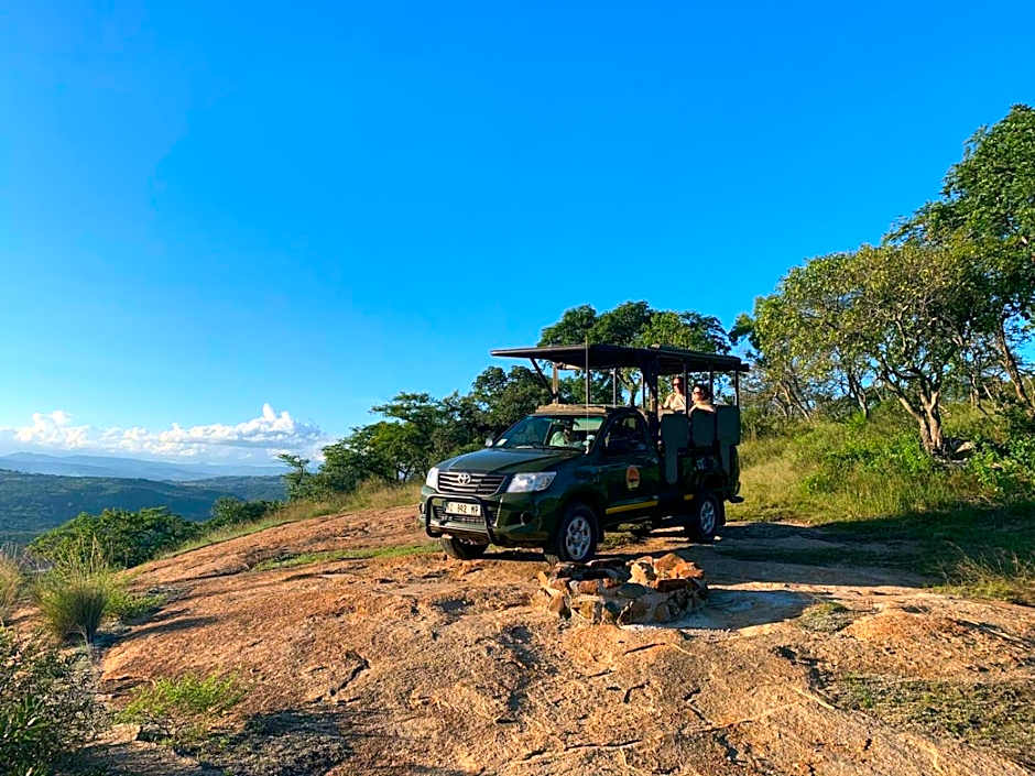 Ndhula Luxury Tented Lodge