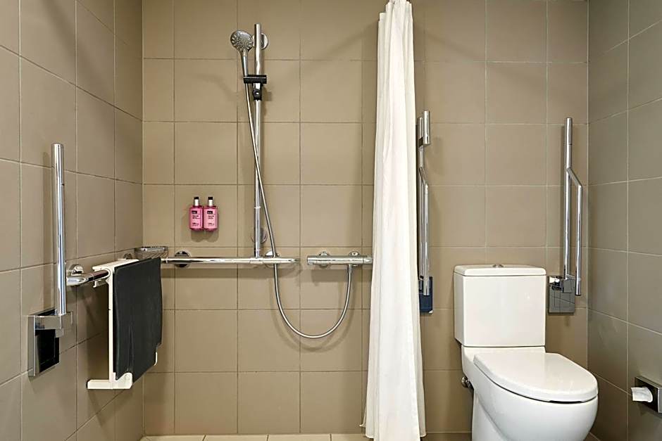 Moxy by Marriott London Stratford