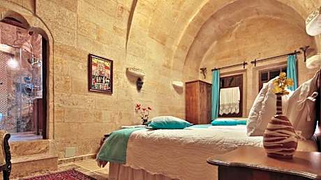 Stone Triple Room