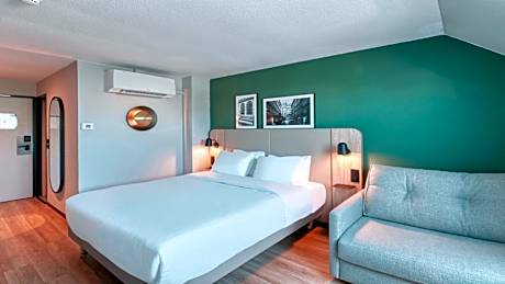 Superior King Room with Sofa Bed