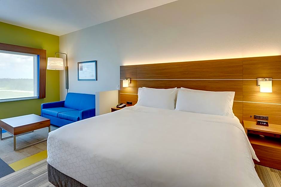 Holiday Inn Express Wilmington - Porters Neck By IHG
