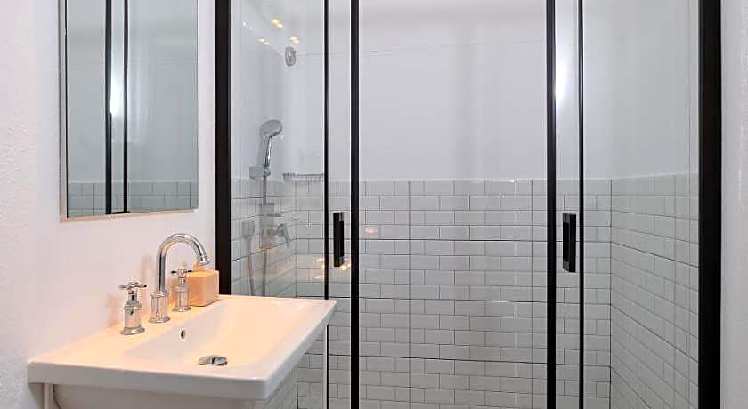 Peremere Alaçati Otel