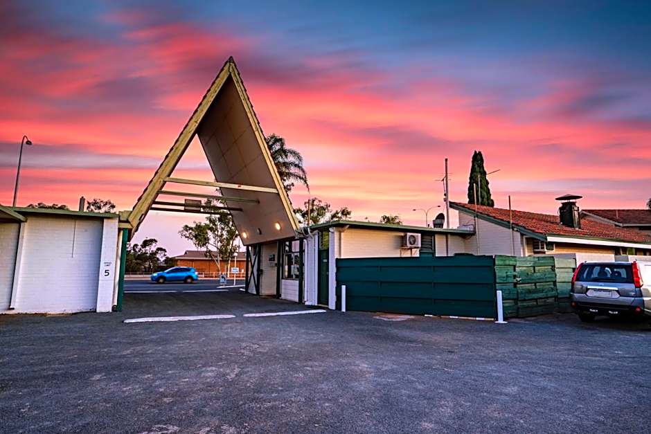 Hospitality Inn Kalgoorlie, SureStay Collection by Best Western