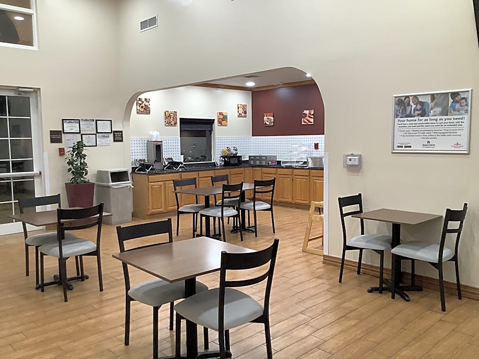 HomeTowne Studios Amarillo West