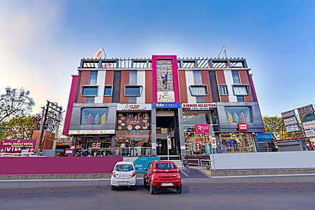 FabHotel Prime Shaily Royal