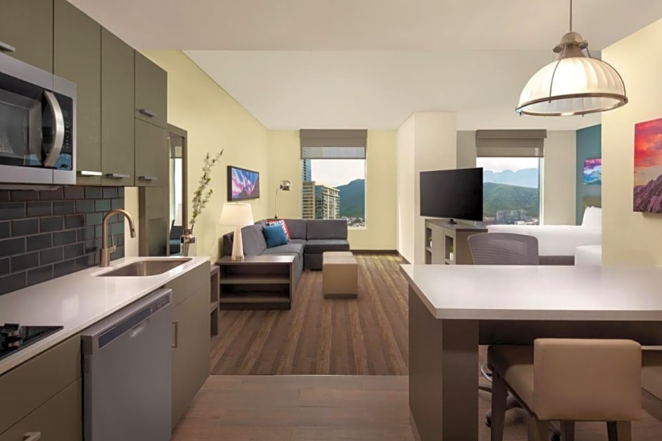 Hyatt House Monterrey Valle