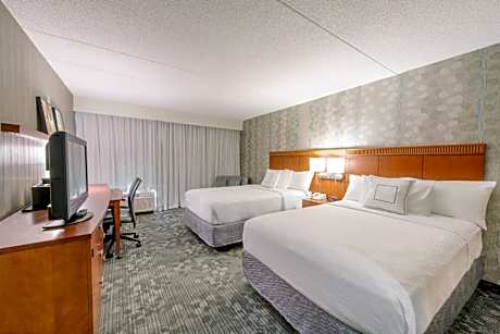 Double Room with Two Double Beds and Roll-n Shower - Mobility and Hearing Accessible