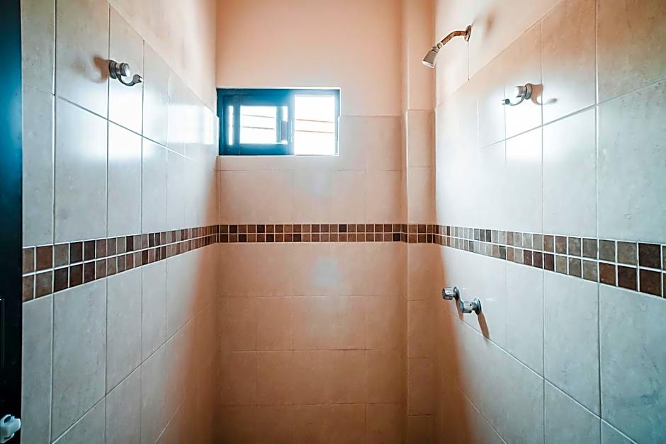 Capital O Hotel Aurora