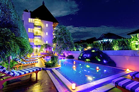 Rhadana Hotel