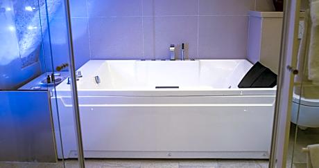 Quadruple Room with Bath