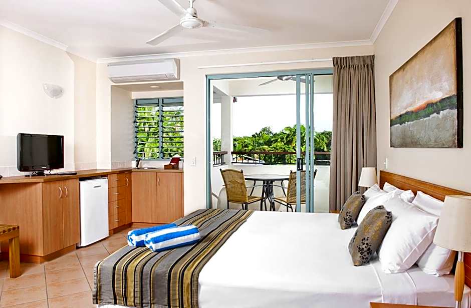 Mantra in the Village Port Douglas