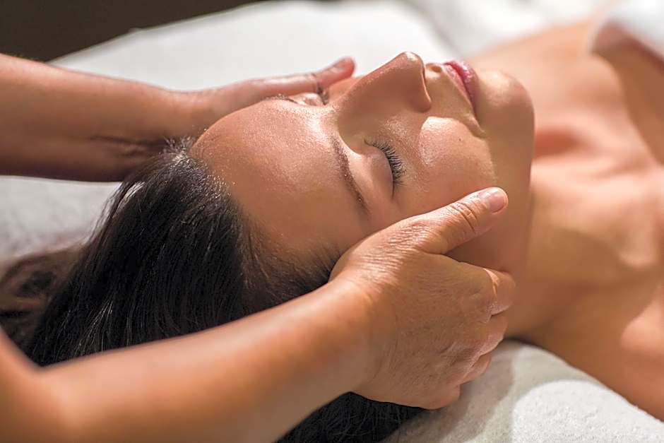 Grand Jersey Hotel and Spa