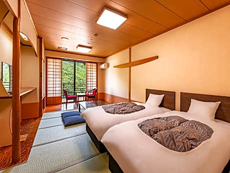 Japanese-Style Room with 2 Beds