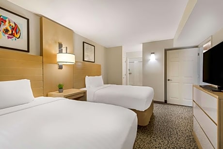 One-Bedroom King Suite