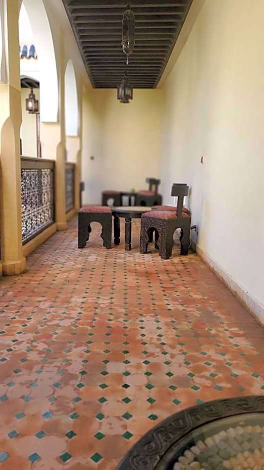 Riad Tidar by Phoenix