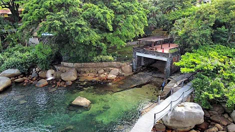 Linda casa em Ilhabela-Praia do Julião