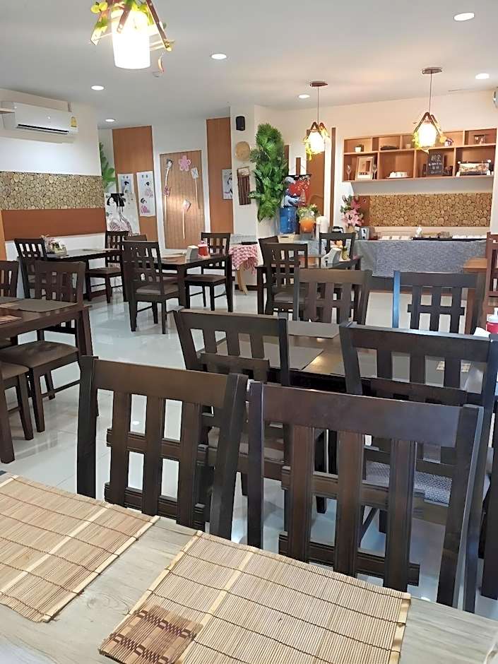 Grand Esie Service Apartment