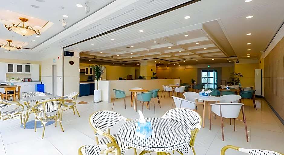 Kabo Hotel