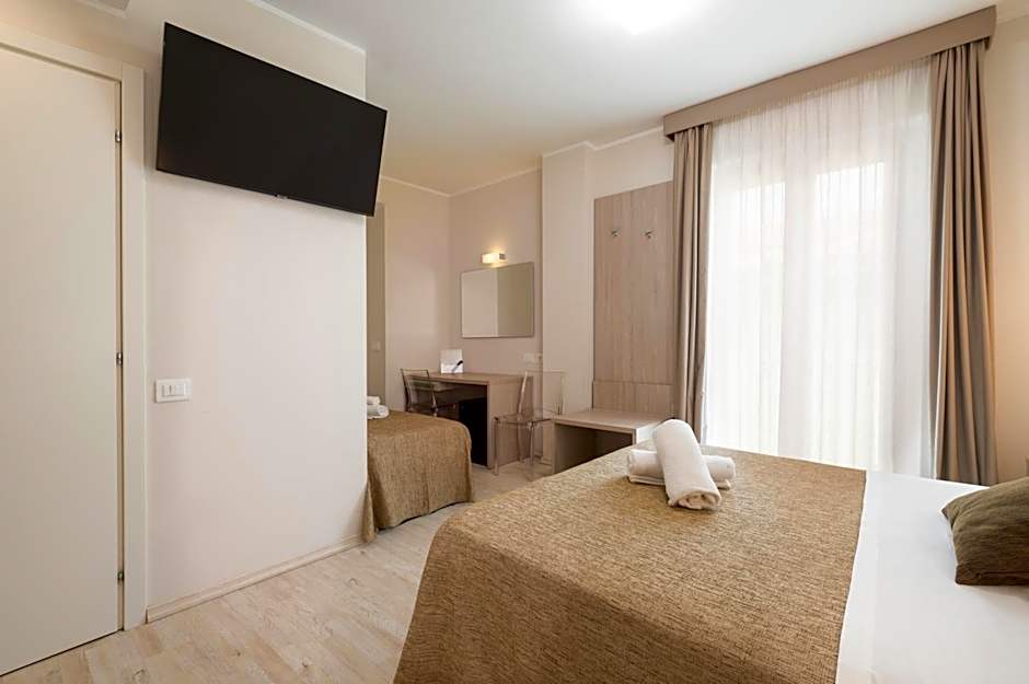 Echotel