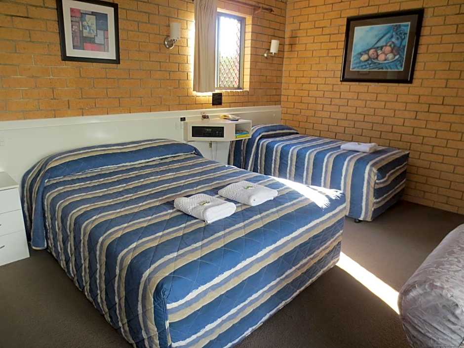 Aspley Pioneer Motel