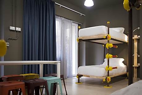 8-Bed Mixed Dormitory Room