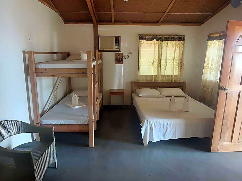 Toris Backpackers Paradise