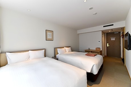 Standard Twin Room with Two Double Beds