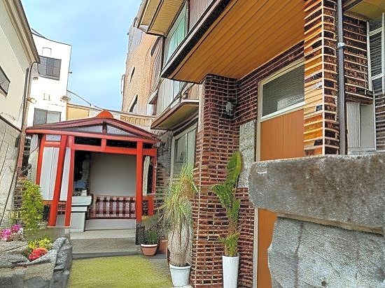 Chartered Building Hotaru No Yado with a Retro
