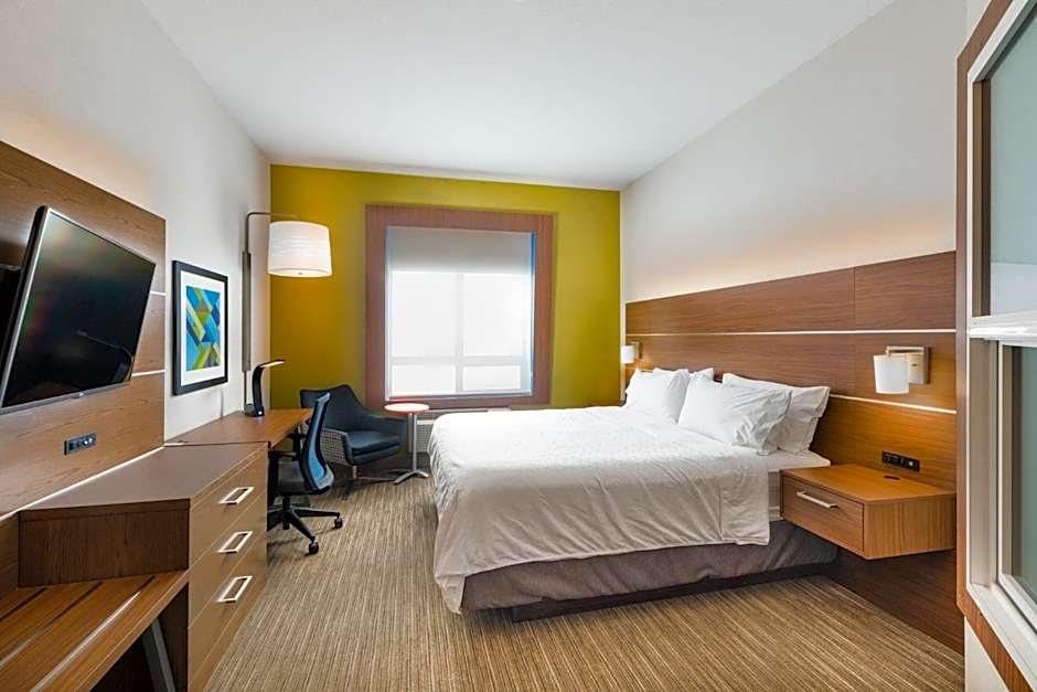 Holiday Inn Express Grande Prairie By IHG