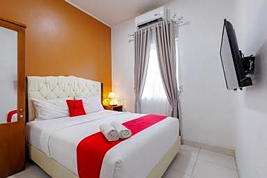 RedDoorz Syariah near Transmart Lampung