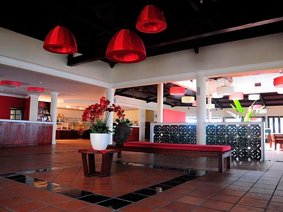 Victoria Nui Sam Lodge