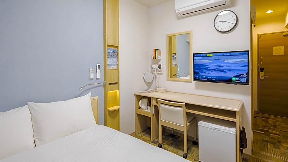 Toyoko Inn Matsuyama Ichibancho