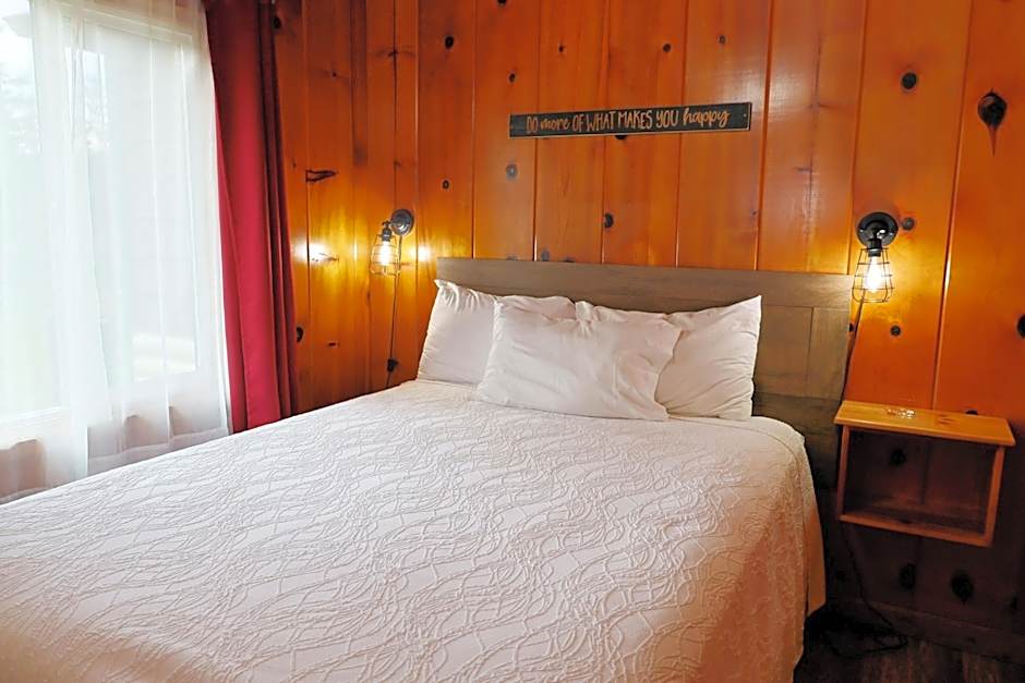 Park Motel and Cabins