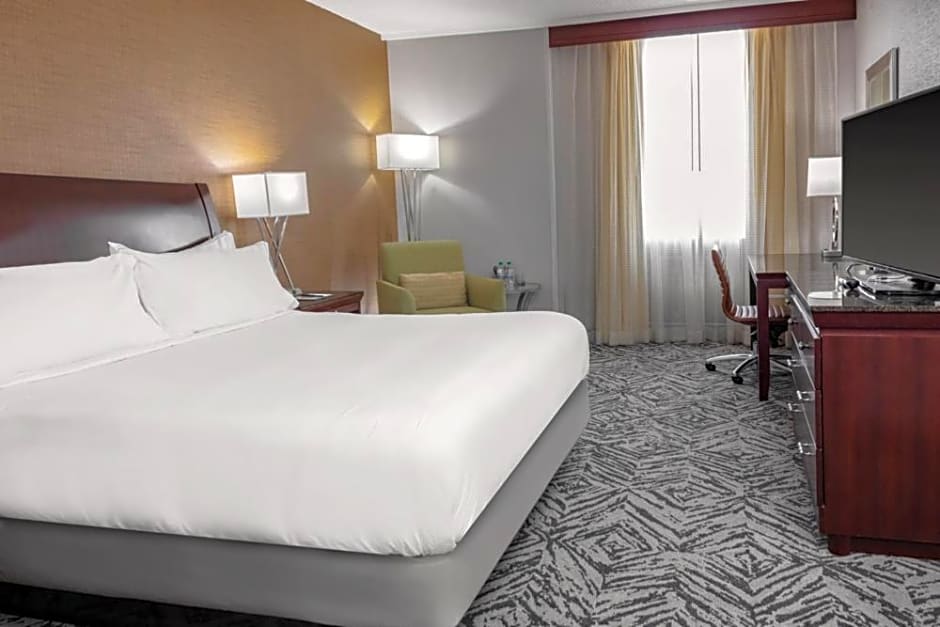 DoubleTree by Hilton Hotel & Executive Meeting Center Omaha-Downtown