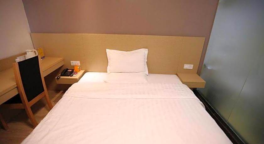 7 Days Inn Nanchang Jiefang West Road Xinjia'an Metro Station