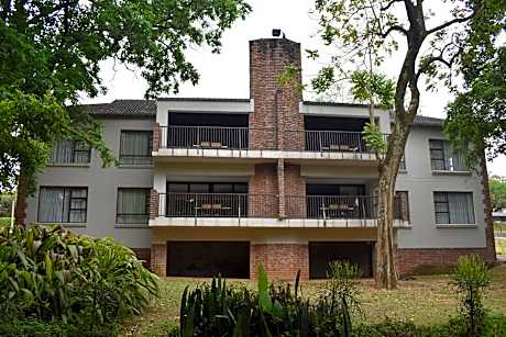 Three Bedroom Apartment with Patio