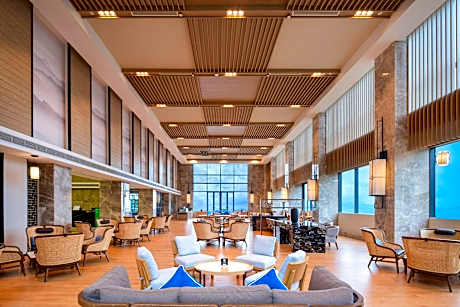 Holiday Inn Resort Mengding Mountain By IHG
