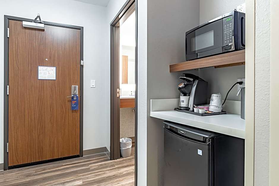 Holiday Inn Express And Suites Moundsville By IHG