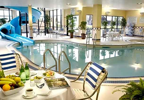 Courtyard by Marriott Toronto Brampton