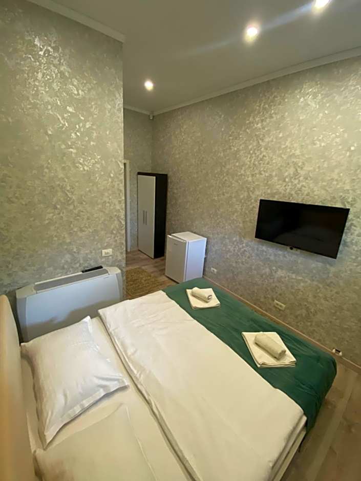 Arizet Boutique Mamaia