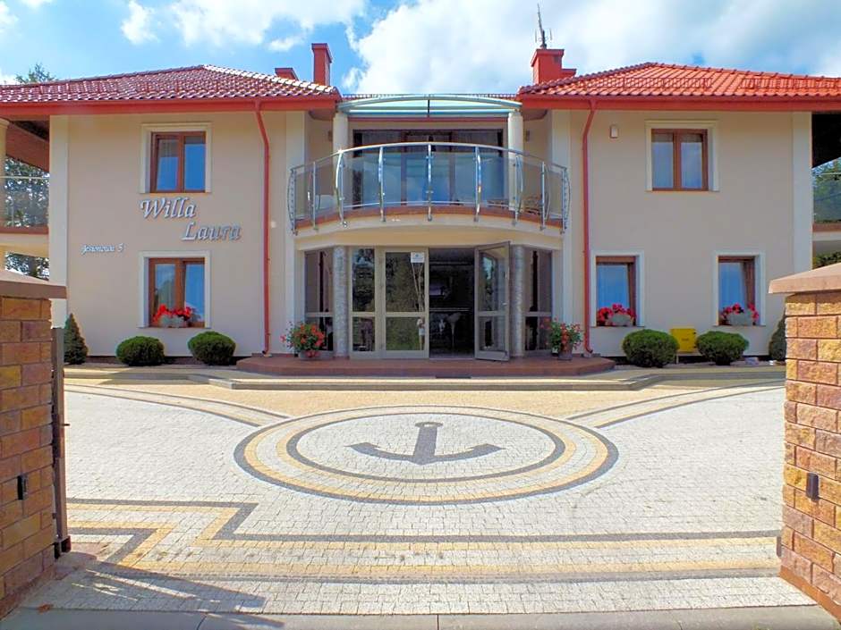 Willa Laura Rowy - Apartamenty nad morzem