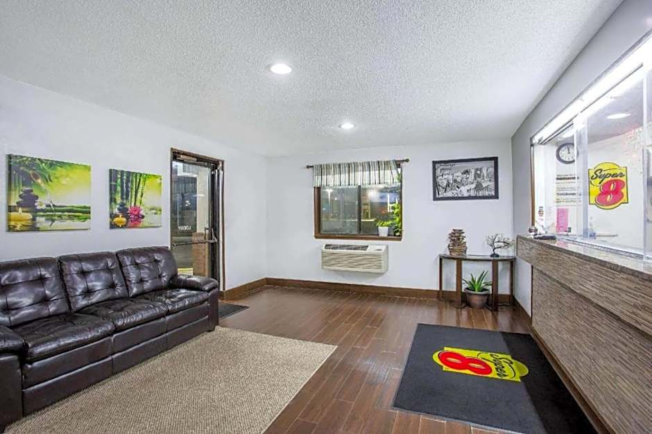 Super 8 by Wyndham Franklin