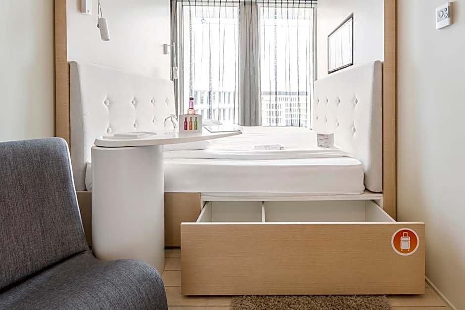 Sound Garden Hotel Airport