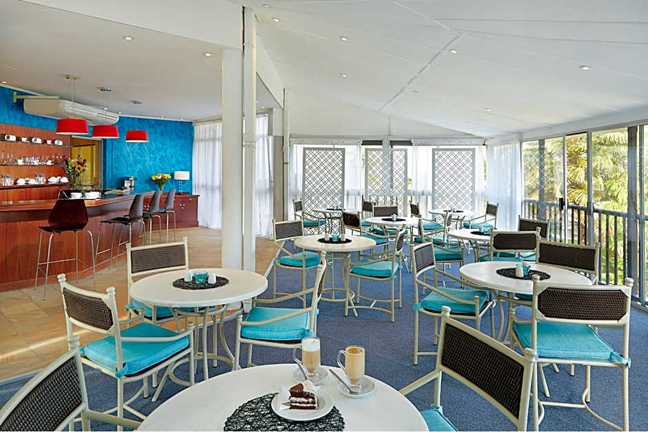 First Group La Cote D'Azur