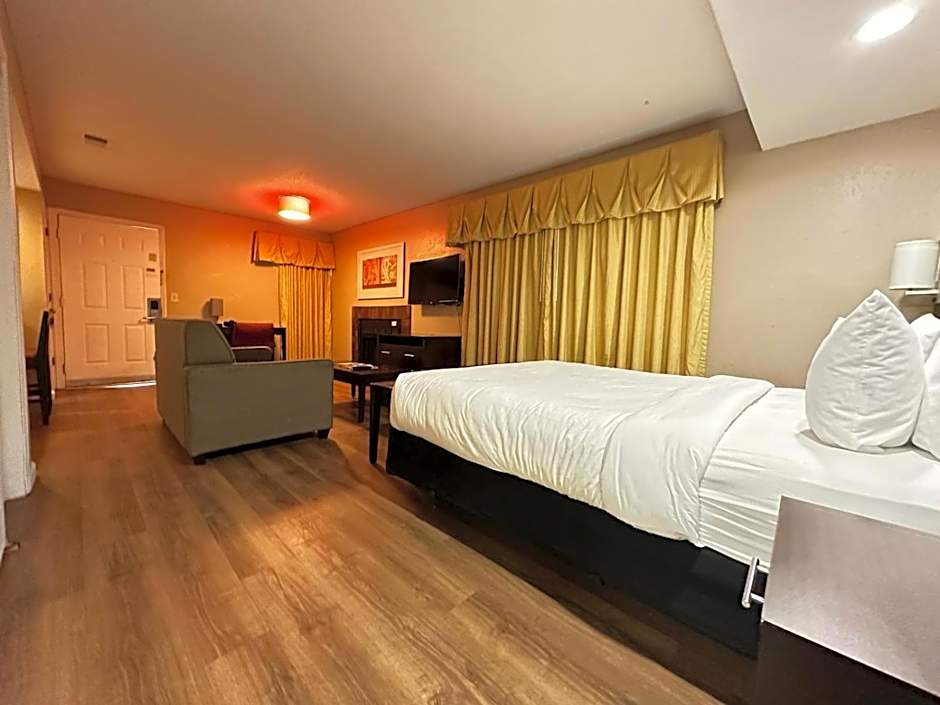 Hawthorn Extended Stay by Wyndham Wichita