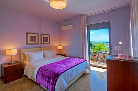 Three-Bedroom Deluxe Apartment